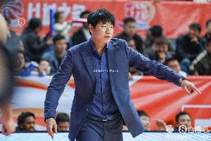 夏晓司：山东男篮将在5月11日重新集结 俱乐部教练组一直在做准备