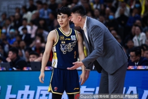 媒体人：系列赛0-2落后不是结束 广东完成让二追三也不是不可能