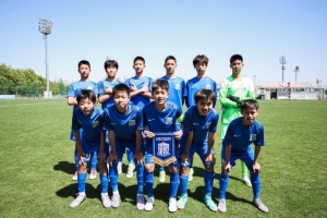 2025年长三角青少年足球联赛 上海申花U14梯队4胜1平积13分获冠军