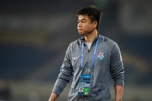 于根伟战海港前喊话：后备军在场下坐着，争取下半场发力拿下