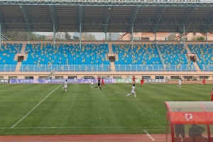 U21联赛：青岛海牛上半场3-0领先青岛红狮，队长郭富鑫梅开二度