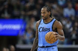 船记：你知道约基奇不是场上最佳球员有多罕见吗？小卡不可思议