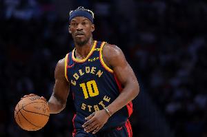 这是传承！巴特勒季后赛单场至少25分5板5助且0失误 队史第三人