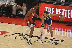 下一场结束系列赛？ESPN预测G6胜率：勇士66.1% 火箭33.9%