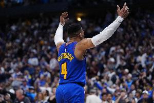 欢迎来辩👉！Skip：威少是NBA历史中手上活最差的后卫
