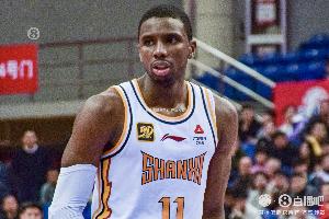 直播吧：山西将对迪亚洛使用优先续约权 但他仍在寻找重返NBA机会