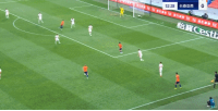 海牛1-0领先亚泰！韦林顿补射破门，连续3场破门！