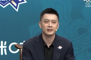杨鸣调侃：这次做解说可能也是为未来铺路 谁也不知道未来会如何