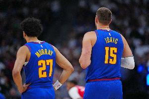 穆雷：不应诋毁约基奇 他打出了MVP&名人堂表现 队友得打得更好