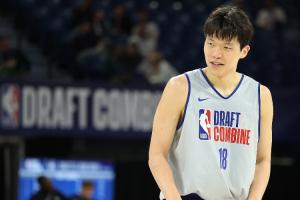 安德烈-米勒：杨瀚森是很多NBA球队缺少的大个子 比如湖人和勇士