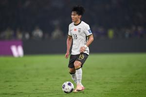 雪上加霜！体坛：朱辰杰和胡荷韬双双受伤，两人难赶上末轮对巴林