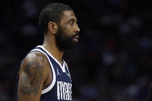 今夏哪些球星有续约资格？东契奇签3年1.65亿 太阳续约布克交易KD