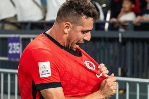 双喜临门！中国香港点射1-0绝杀印度，亚预赛小组1胜1平领跑！